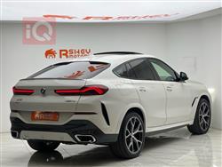 بی ئێم دەبڵیو X6